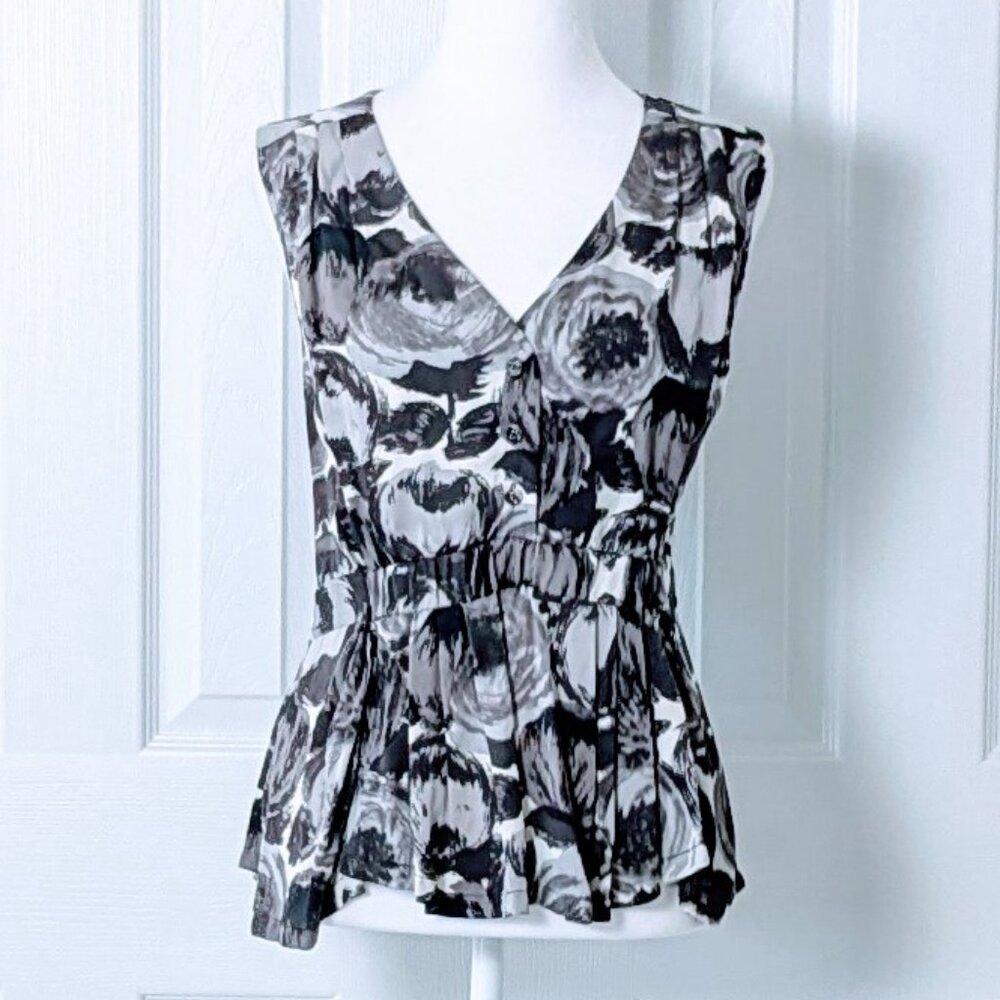 BCBGMaxAzria Women's 100% Silk Sleeveless Blouse Top Size M Black Gray Print